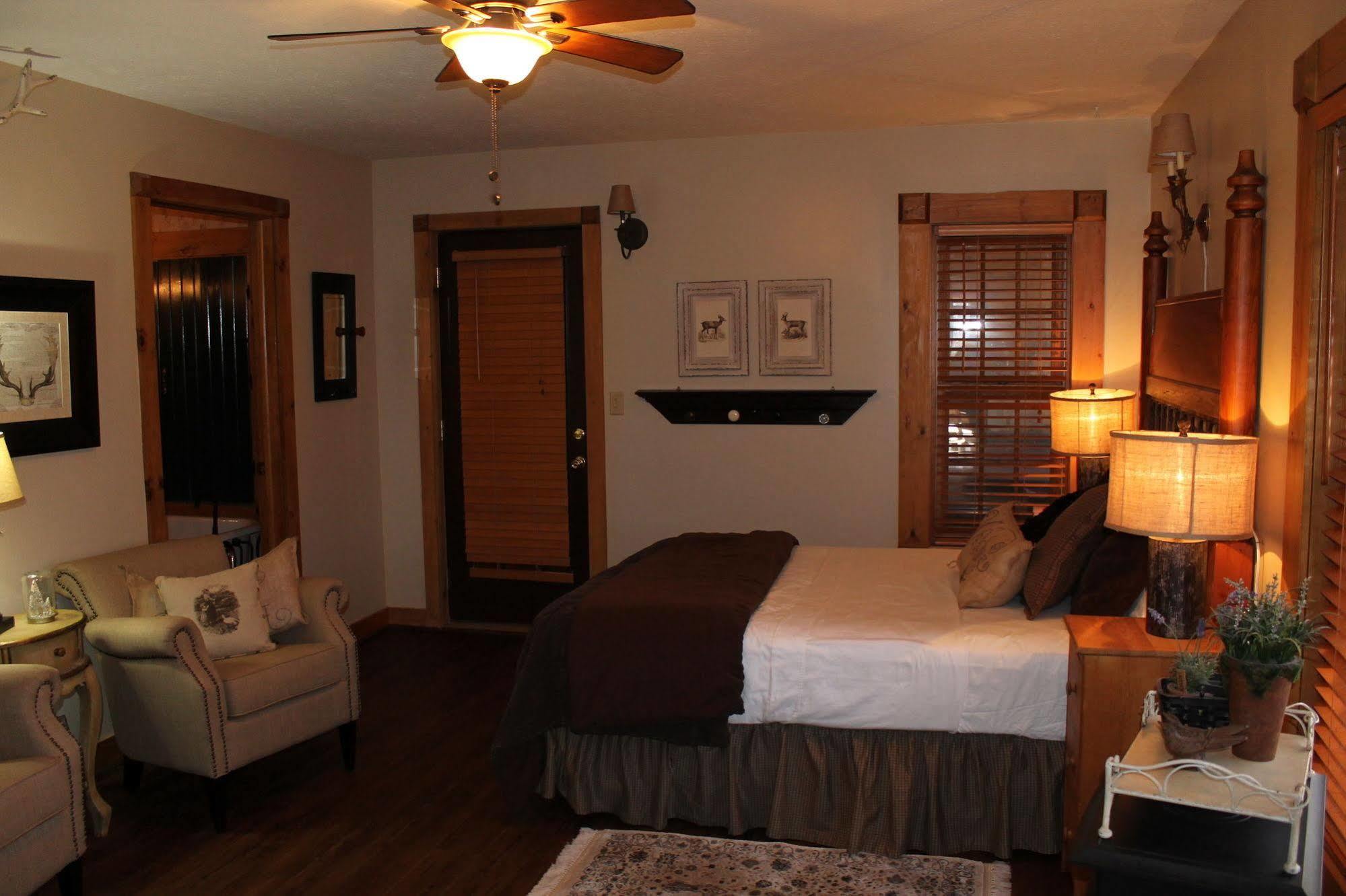 Bear Creek Lodge Cabin Resort Reeds Spring Exterior foto