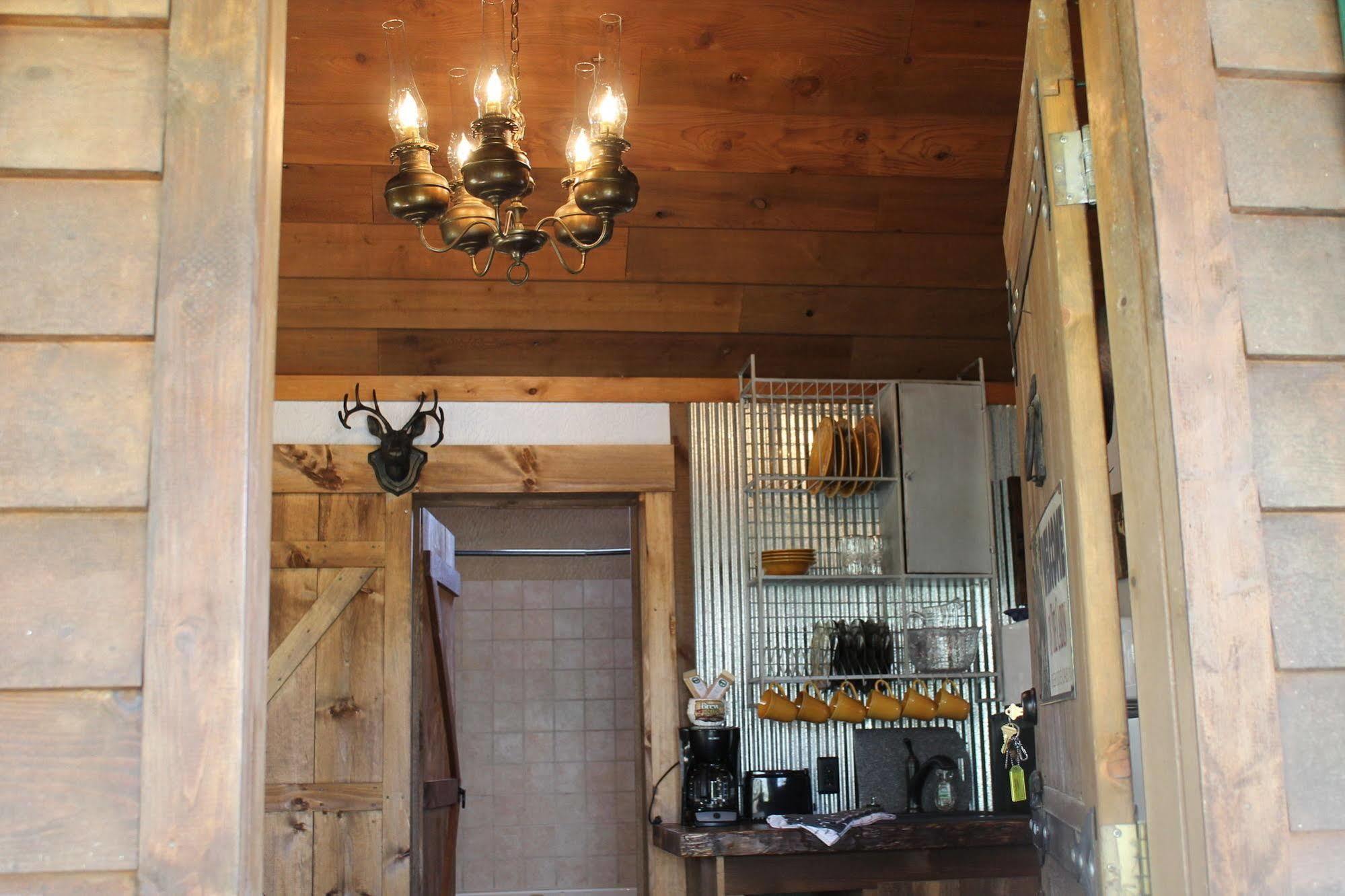 Bear Creek Lodge Cabin Resort Reeds Spring Exterior foto